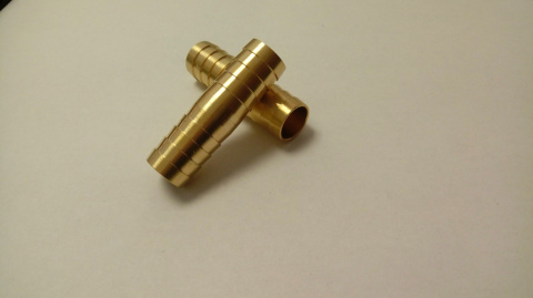 Łącznik do węża 14mm mosiadz Łącznik do węża 14mm mosiadz